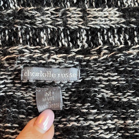 Charlotte Russe Marled Black and Gray Cardigan size M - Picture 6 of 7